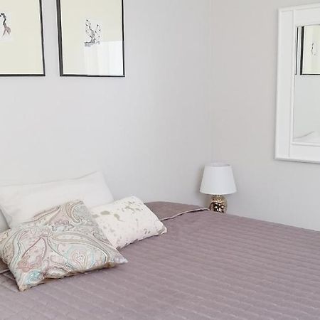 Modern Townhouse In Torrevieja, Costa Blancaアパートメント エクステリア 写真